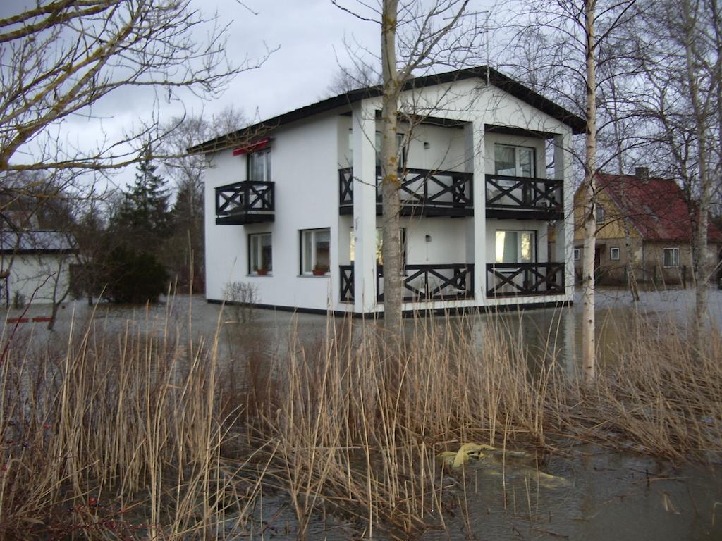 Tuule Villa Kuressaare Exterior photo
